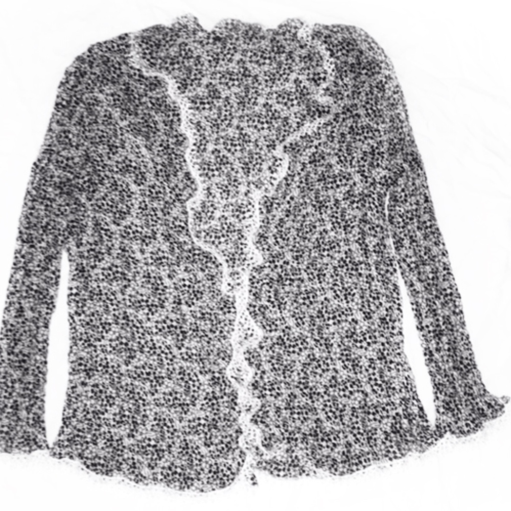 LAST CHANCE! 🌸 PRETTY FRILLY Cardigan